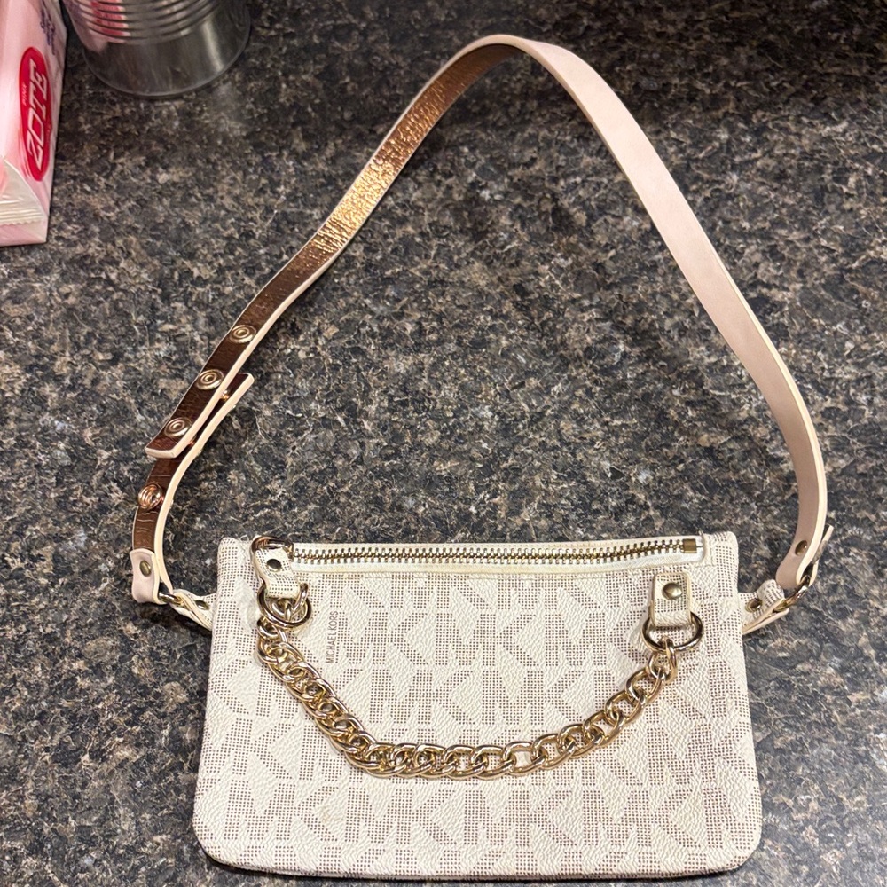 Michael Kors Beige Monogram Crossbody with Gold Chain - Picture 1 of 2